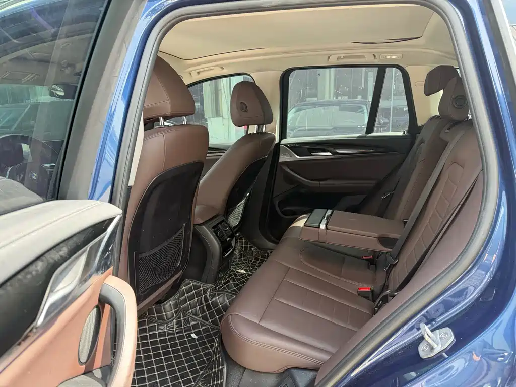 BMW X3 — миниатюра 6
