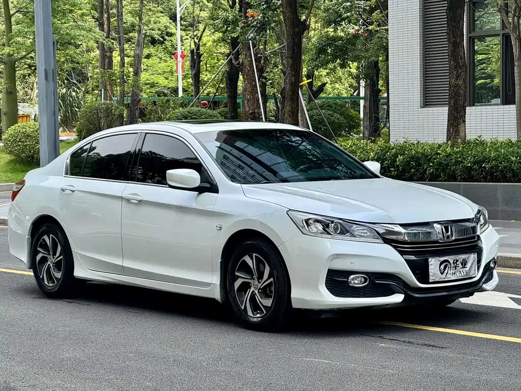 Honda Accord 2016 2.0L Comfort