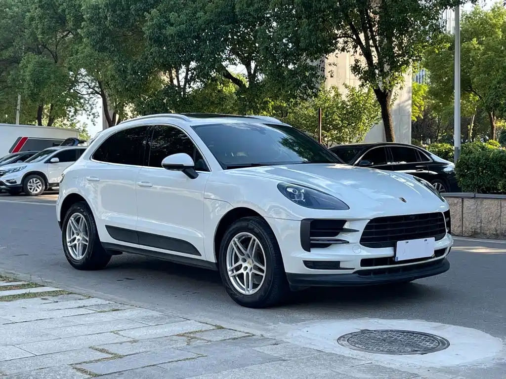Porsche Macan — миниатюра 4