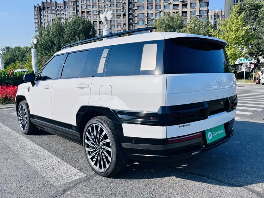 Hyundai Santa Fe — миниатюра 19