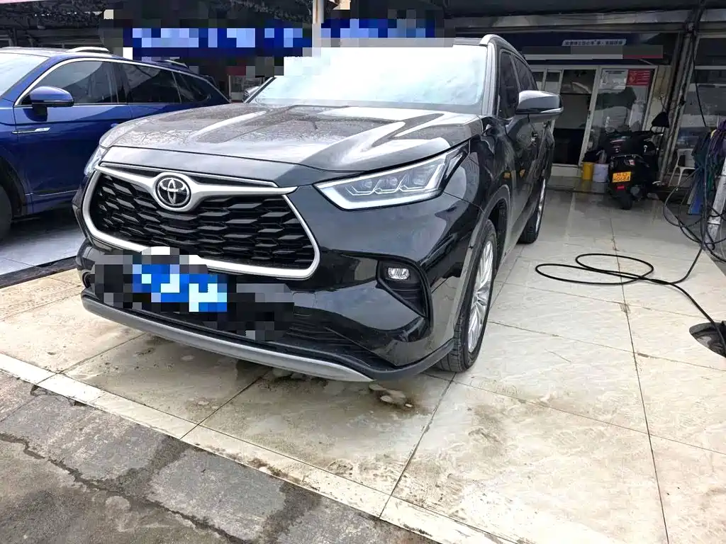 Toyota Highlander 2023
