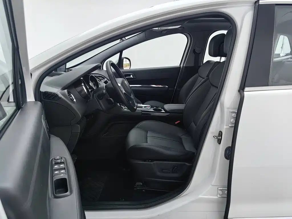 Peugeot 3008 — миниатюра 10