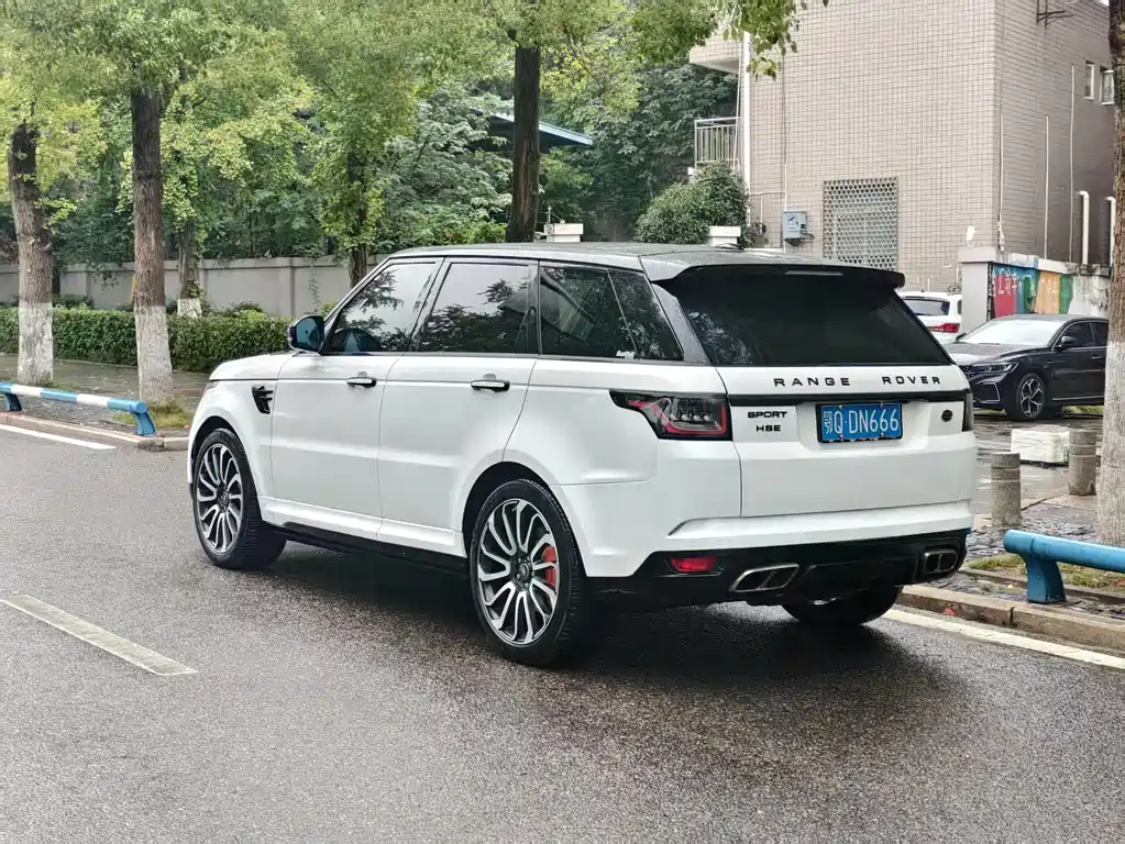 Land Rover Sport — миниатюра 7
