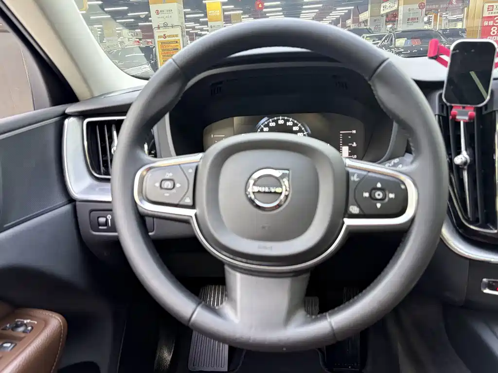 Volvo XC60 2020 T5 Luxury