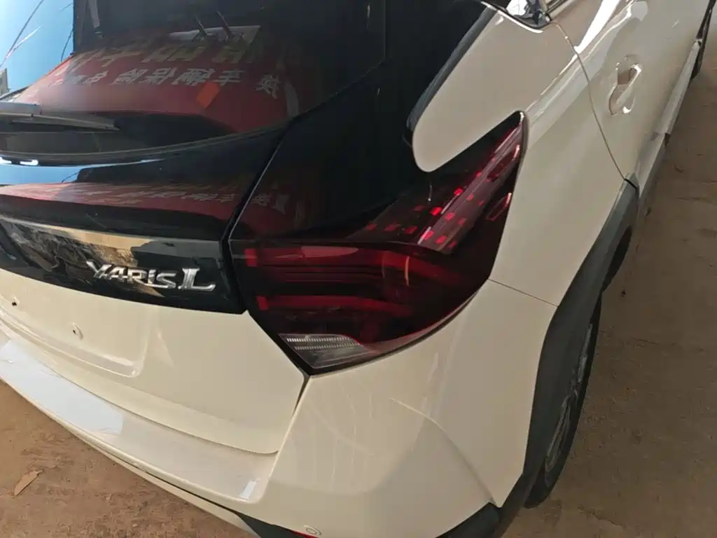 Toyota Yaris L — миниатюра 8