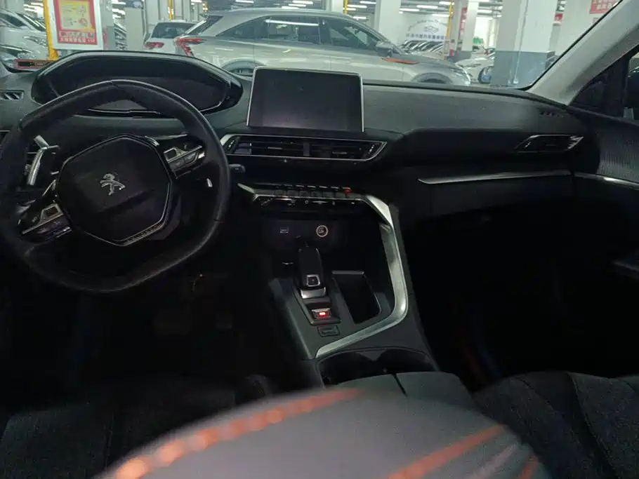 Peugeot 5008 — миниатюра 12