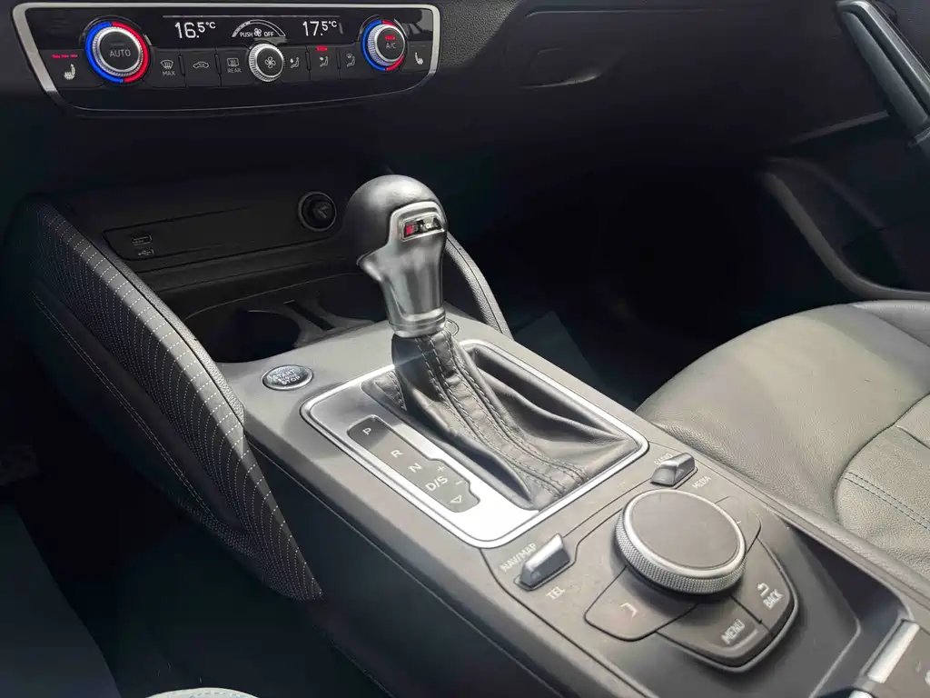 Audi Q2L — миниатюра 13