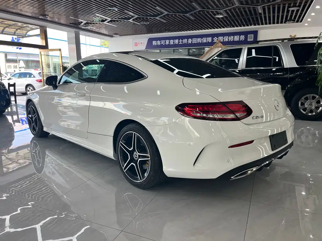 Mercedes-Benz C-Class (Import) — миниатюра 4