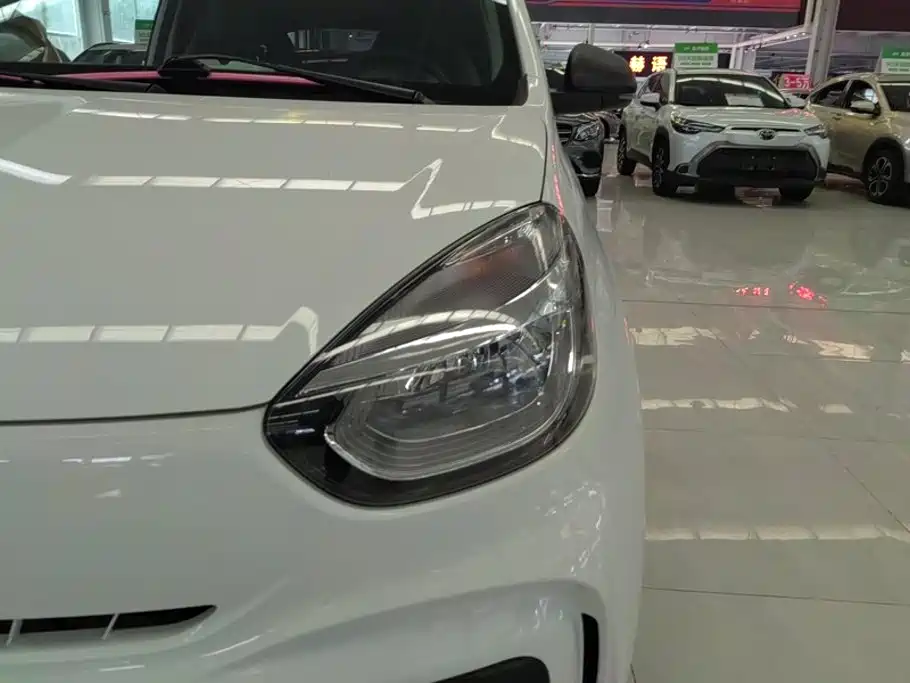 Roewe Clever — миниатюра 5