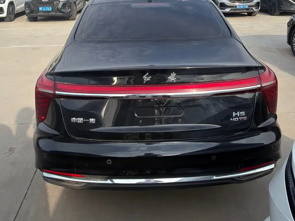 Hongqi Hongqi H5 — миниатюра 8
