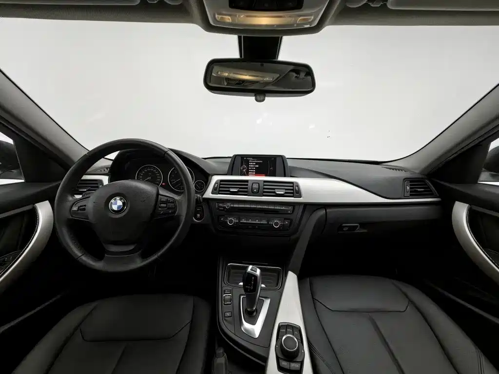 BMW 3 Series — миниатюра 5