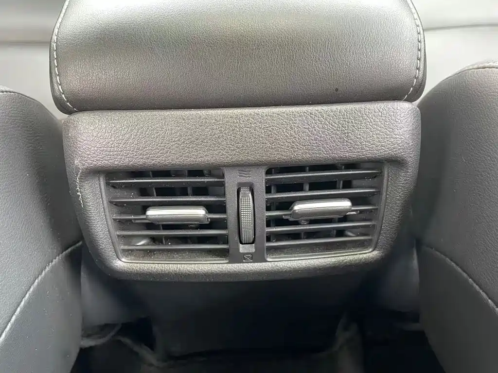 Nissan Sylphy — миниатюра 14