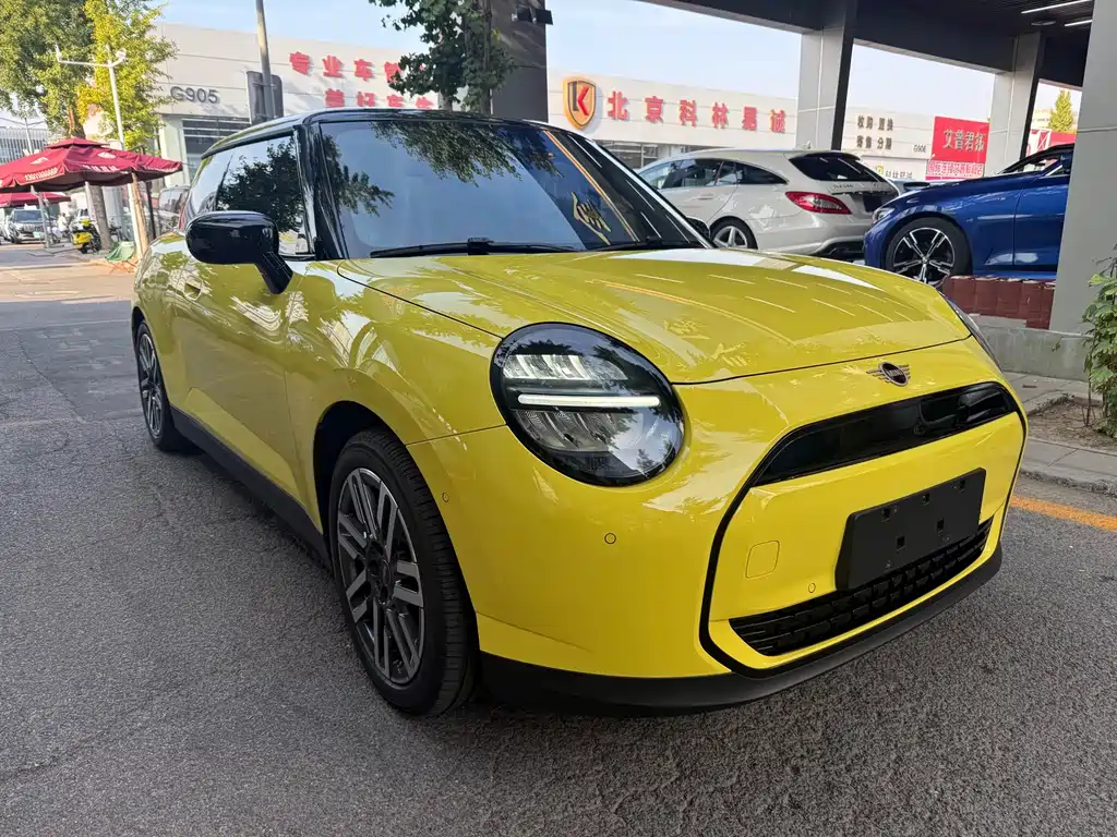 MINI MINI COOPER EV — миниатюра 3