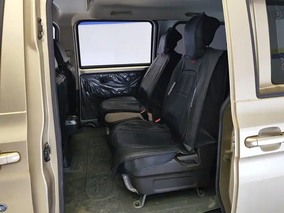 Wuling Hongguang V — миниатюра 11