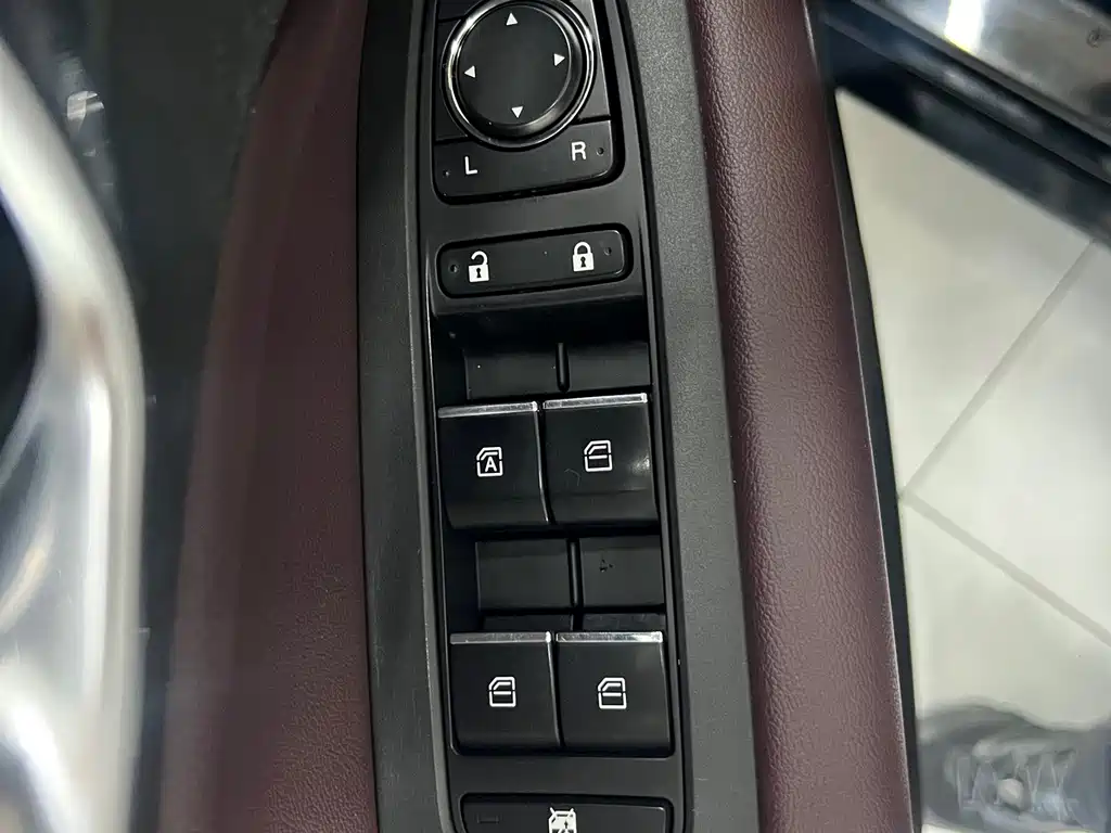 GAC Motor Trumpchi M6 — миниатюра 12