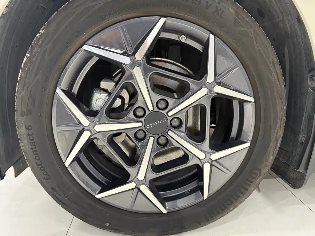 Lynk & Co Z20 — миниатюра 20