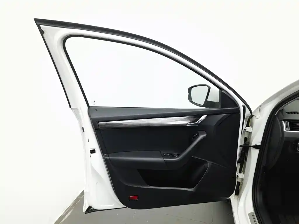 Skoda Octavia — миниатюра 8