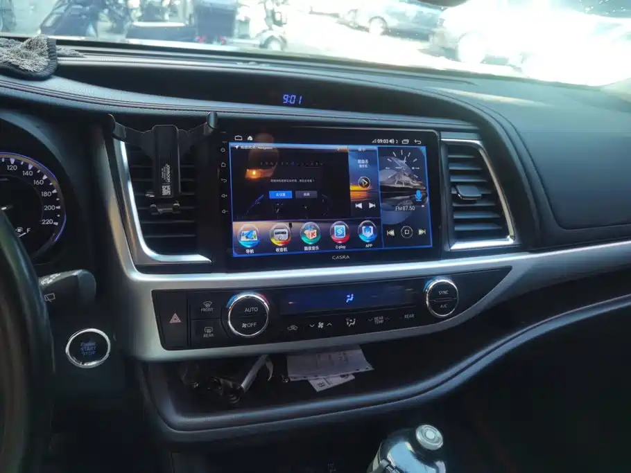 Toyota Highlander — миниатюра 12