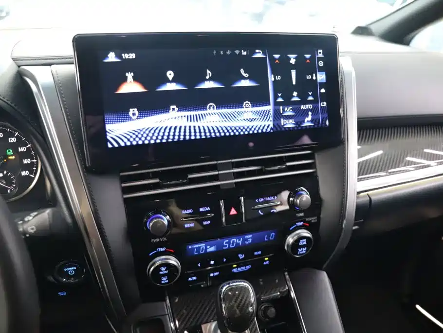 Toyota Vellfire — миниатюра 16