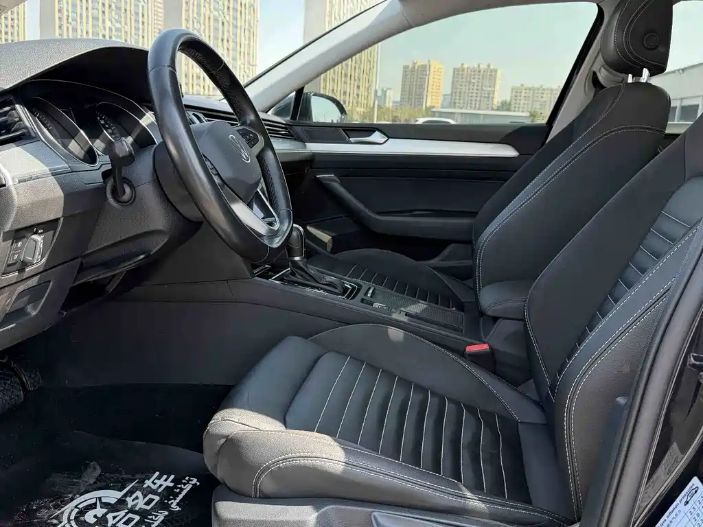 Volkswagen Magotan — миниатюра 4