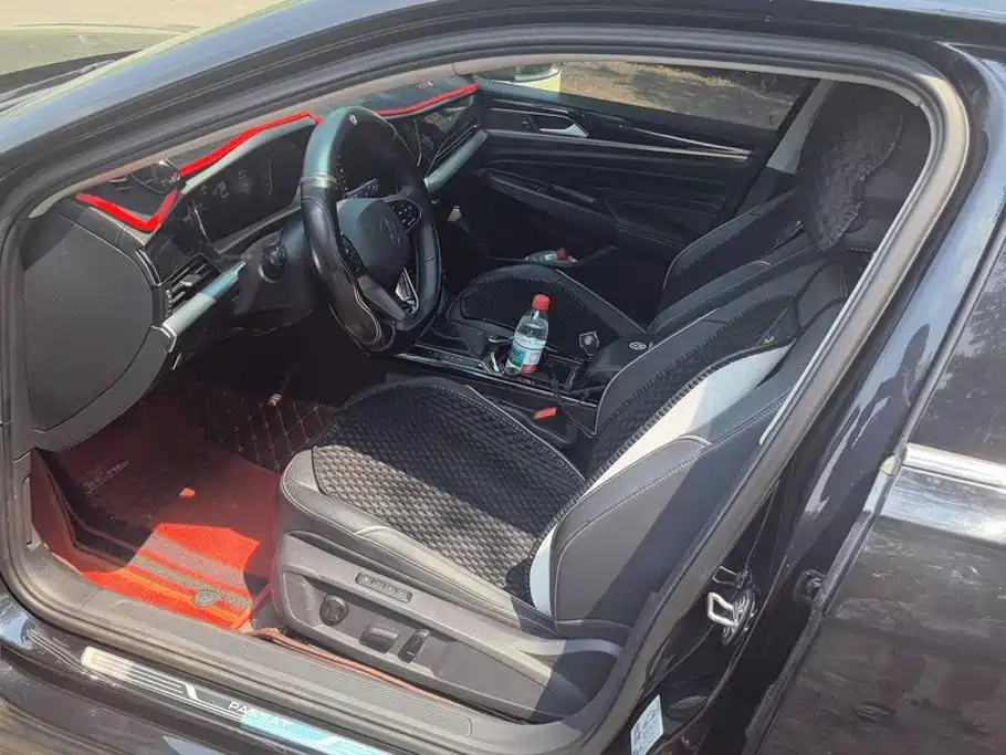 Volkswagen Passat — миниатюра 9