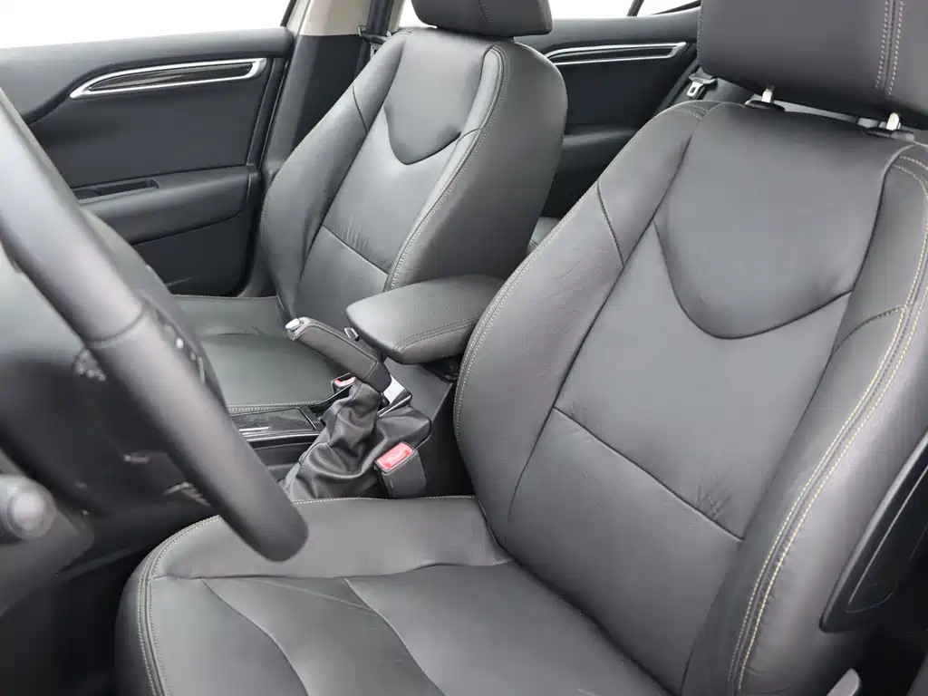 Citroen C4L — миниатюра 7