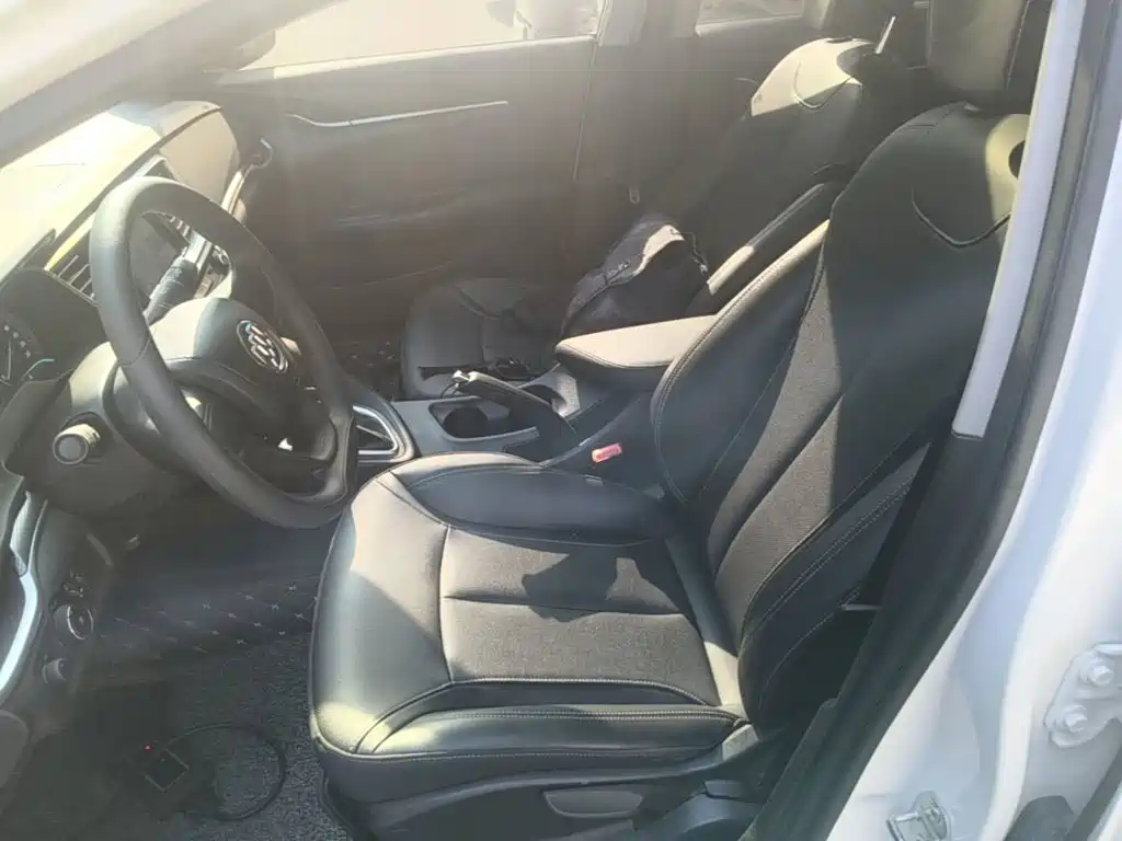 Buick Excelle — миниатюра 15