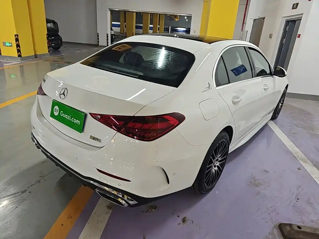 Mercedes-Benz C-Class — миниатюра 7