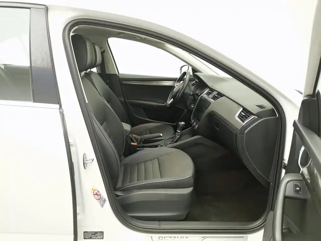 Skoda Octavia — миниатюра 23