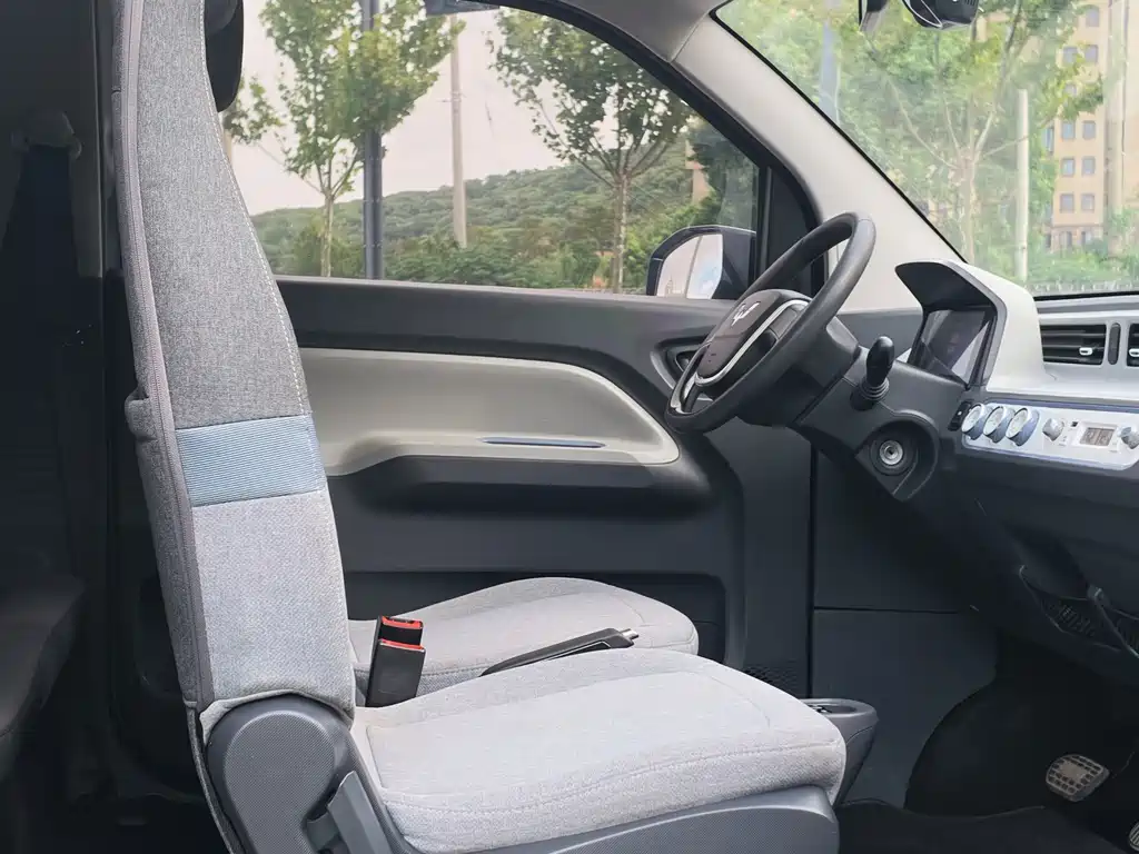 Wuling MINIEV — миниатюра 15