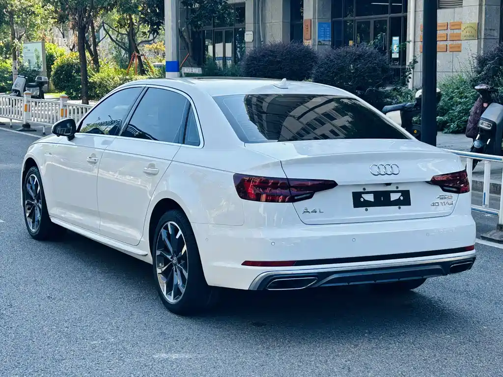 Audi A4L — миниатюра 7