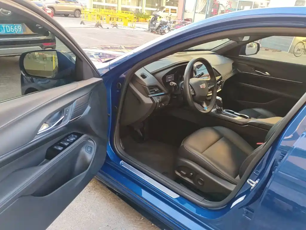 Cadillac CT4 — миниатюра 16