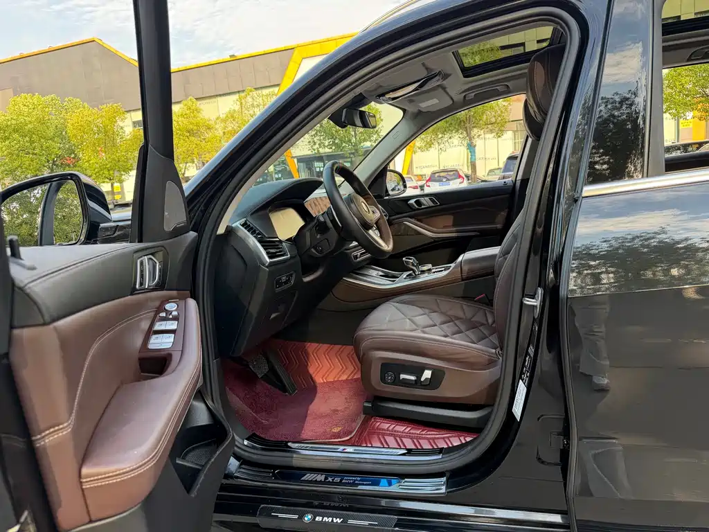BMW X5 — миниатюра 14