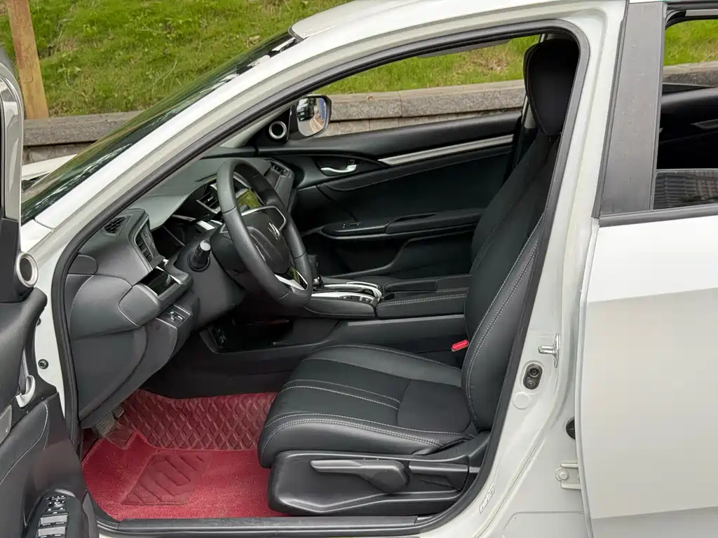 Honda Civic 220TURBO CVT Luxury Edition, фото 14