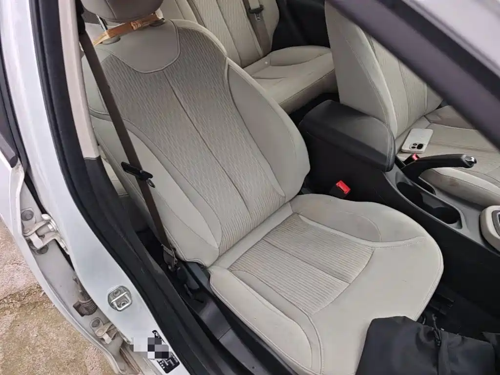Buick Excelle — миниатюра 25