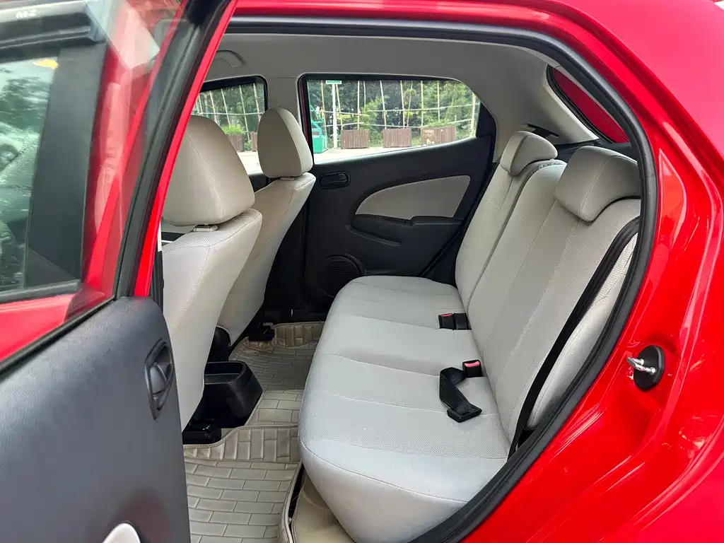 Mazda 2 — миниатюра 19