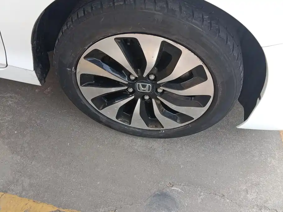 Honda Accord — миниатюра 6