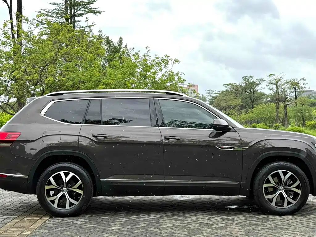 Volkswagen Teramont — миниатюра 8