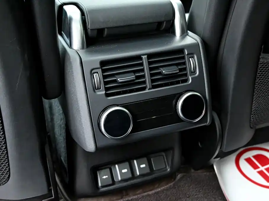 Land Rover Discovery — миниатюра 34