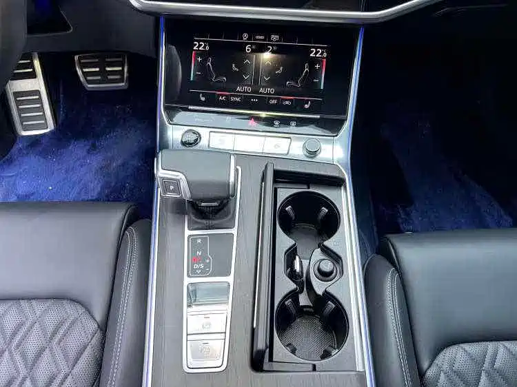 Audi A6L — миниатюра 8