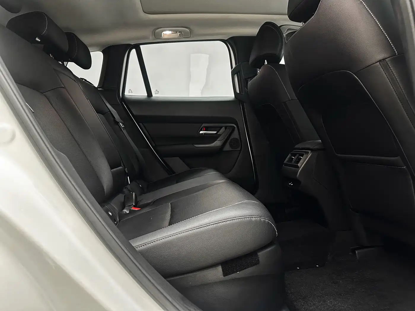Mazda CX-50 2023 Белый из Китая