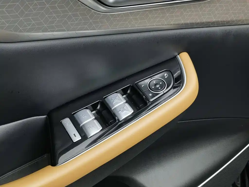 BAIC X7 — миниатюра 9
