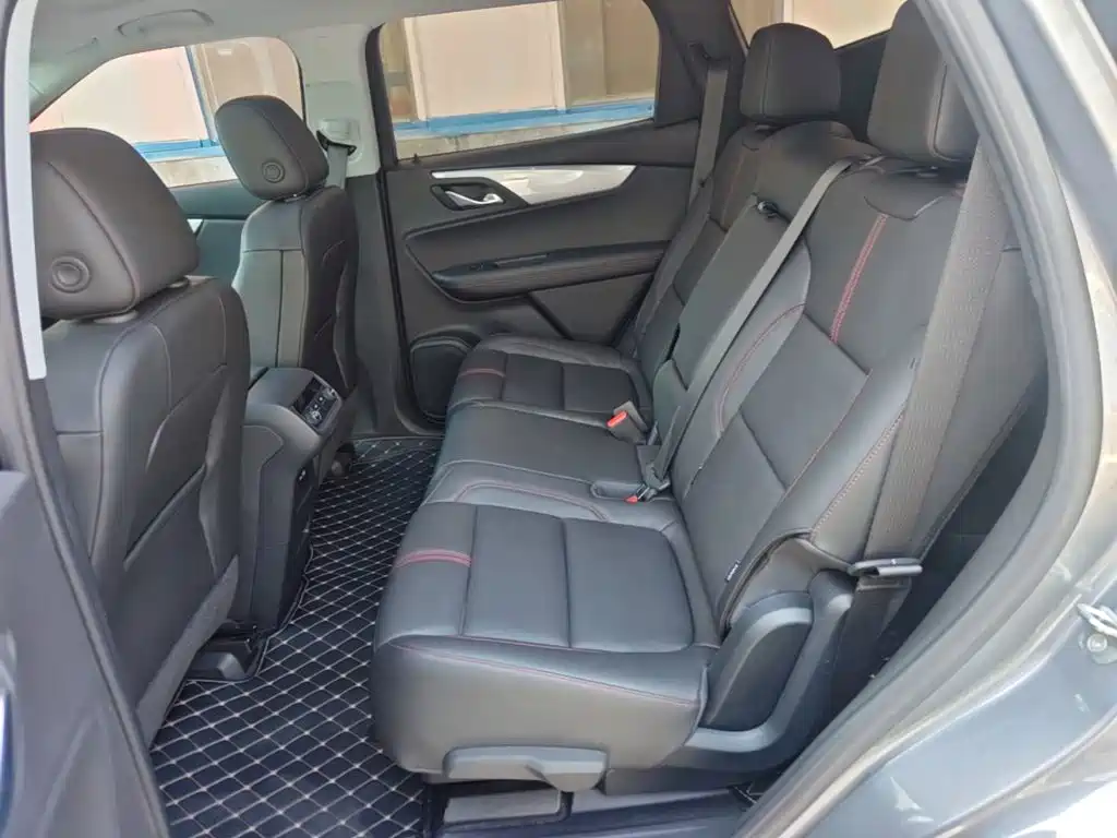 Chevrolet Blazer — миниатюра 13