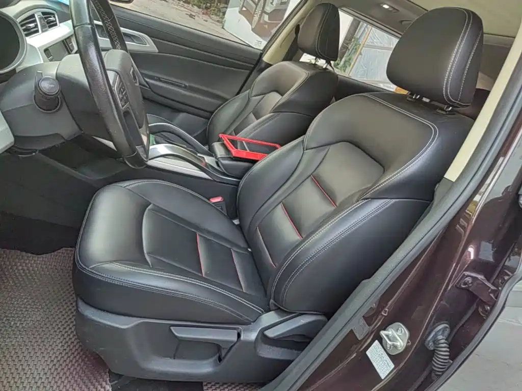 Geely Boyue — миниатюра 15