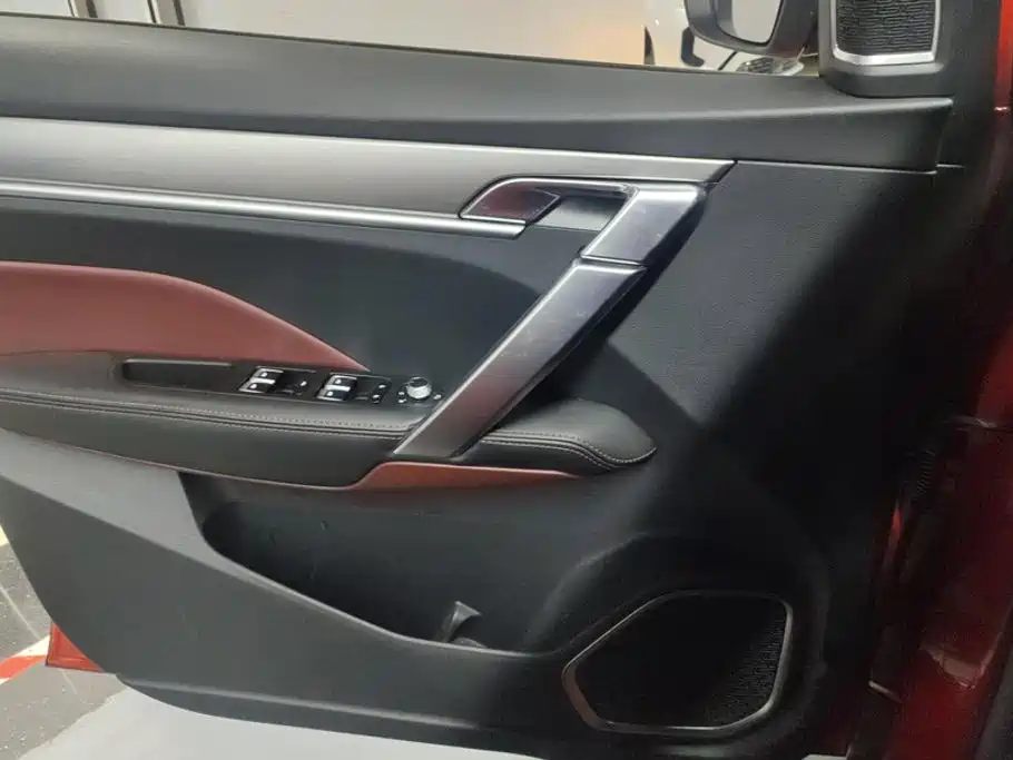 Geely Binyue — миниатюра 7