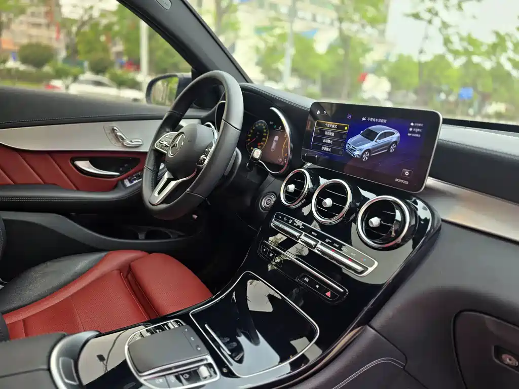Mercedes-Benz GLC Coupe — миниатюра 9