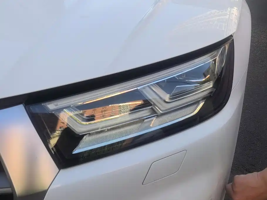 Audi Q5L — миниатюра 5