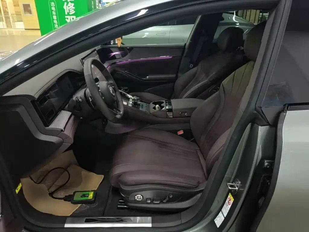 Denza Denza Z9GT — миниатюра 15