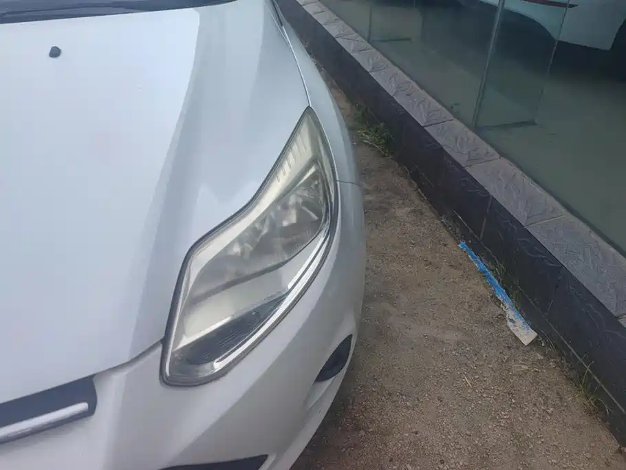 Ford Focus — миниатюра 5