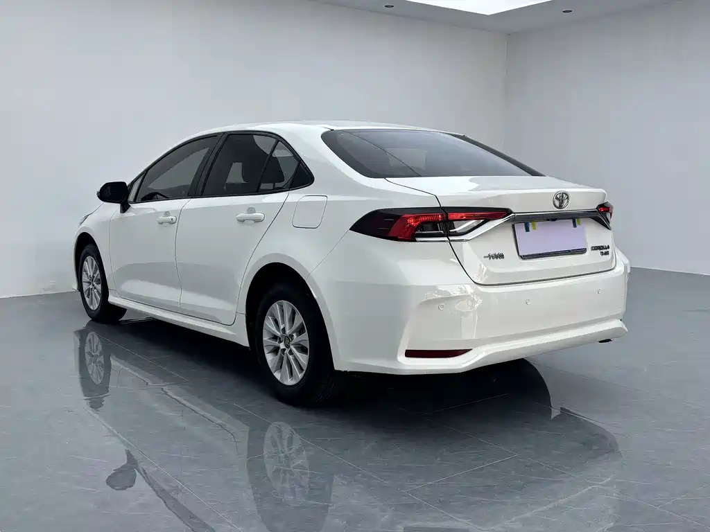 Toyota Corolla — миниатюра 15
